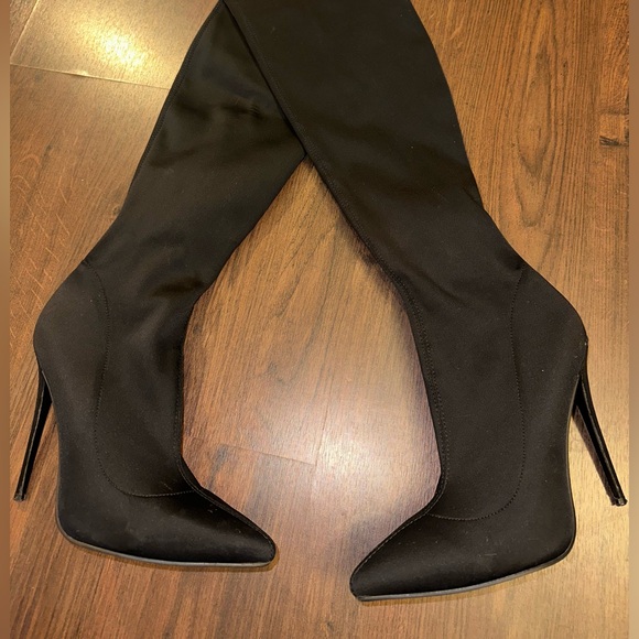 Simmi London Thigh high stilettos - Picture 3 of 4